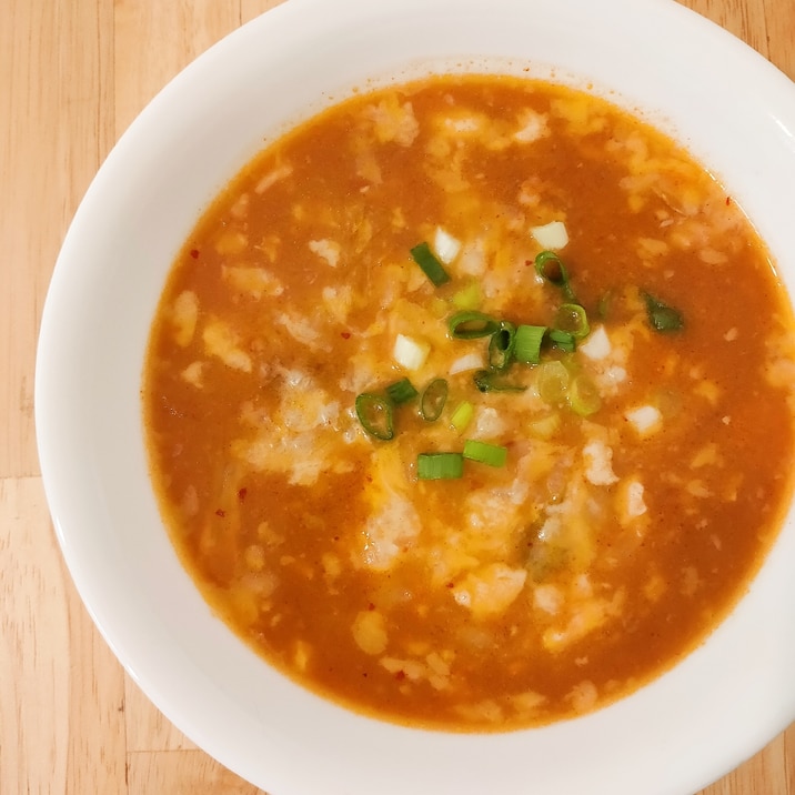 キムチ鍋のシメはこれ 旨辛チーズ雑炊 レシピ 作り方 By みんとa 楽天レシピ